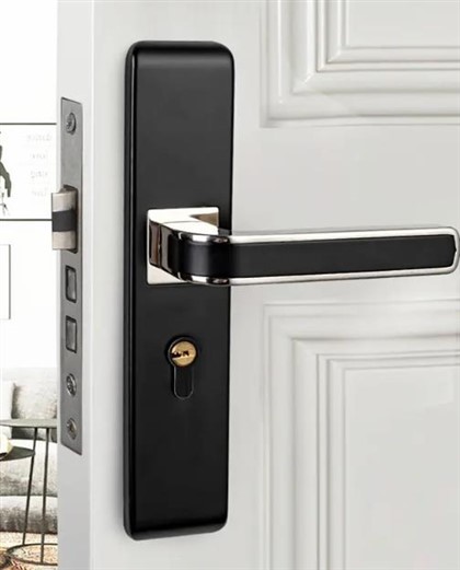 میٹ بلیک باتھ روم کے دروازے کا تالا